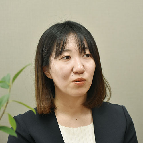 遠藤万里さん